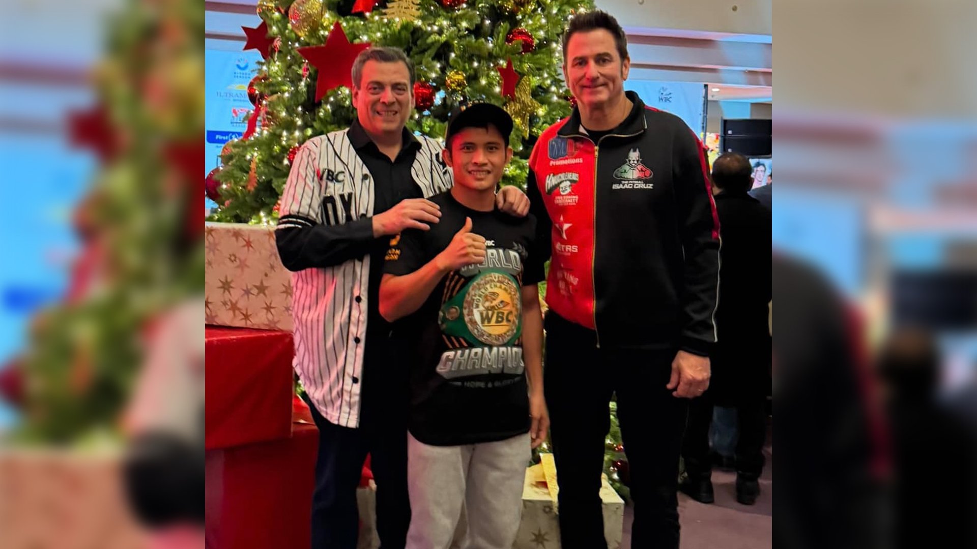 WBC minimumweight champion Melvin Jerusalem, flanked here by WBC president Mauricio Sulaiman and American boxing man Sean Gibbons, could very well be headed for a rematch with Yudai Shigeoka in February or March of 2025 in Japan.