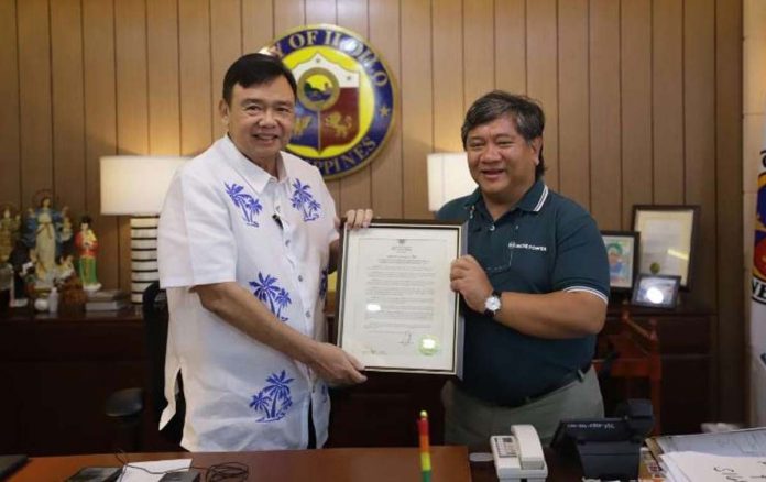 Tagbilaran school electrified in partnership with Bohol Light