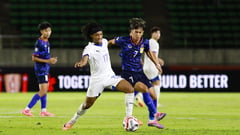 Capellas remains wary of Laotians