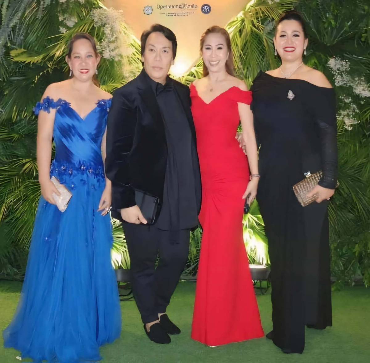 Michelle Palaubsanon, Cary Santiago, Councilor Joy Pesquera and Maybelle Padillo.