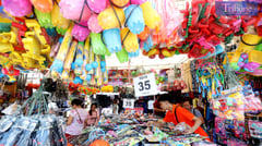 Toy treasures: Holiday finds along Commonwealth Avenue