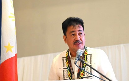 CoA blows whistle on De Vera’s CHEd