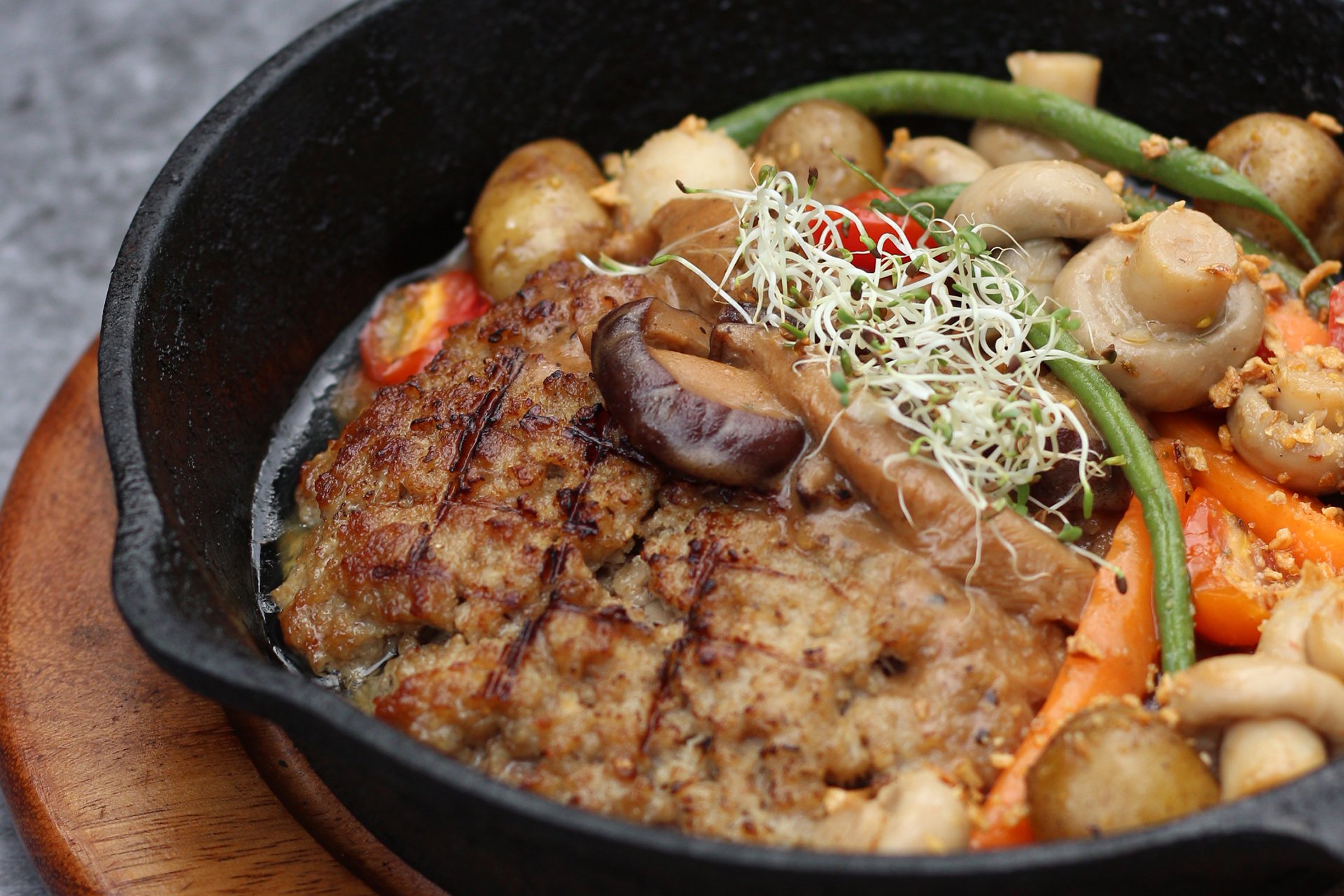 "Tara, kain!": Where to eat for your holiday reunions at SM Malls in Northern Metro Manila