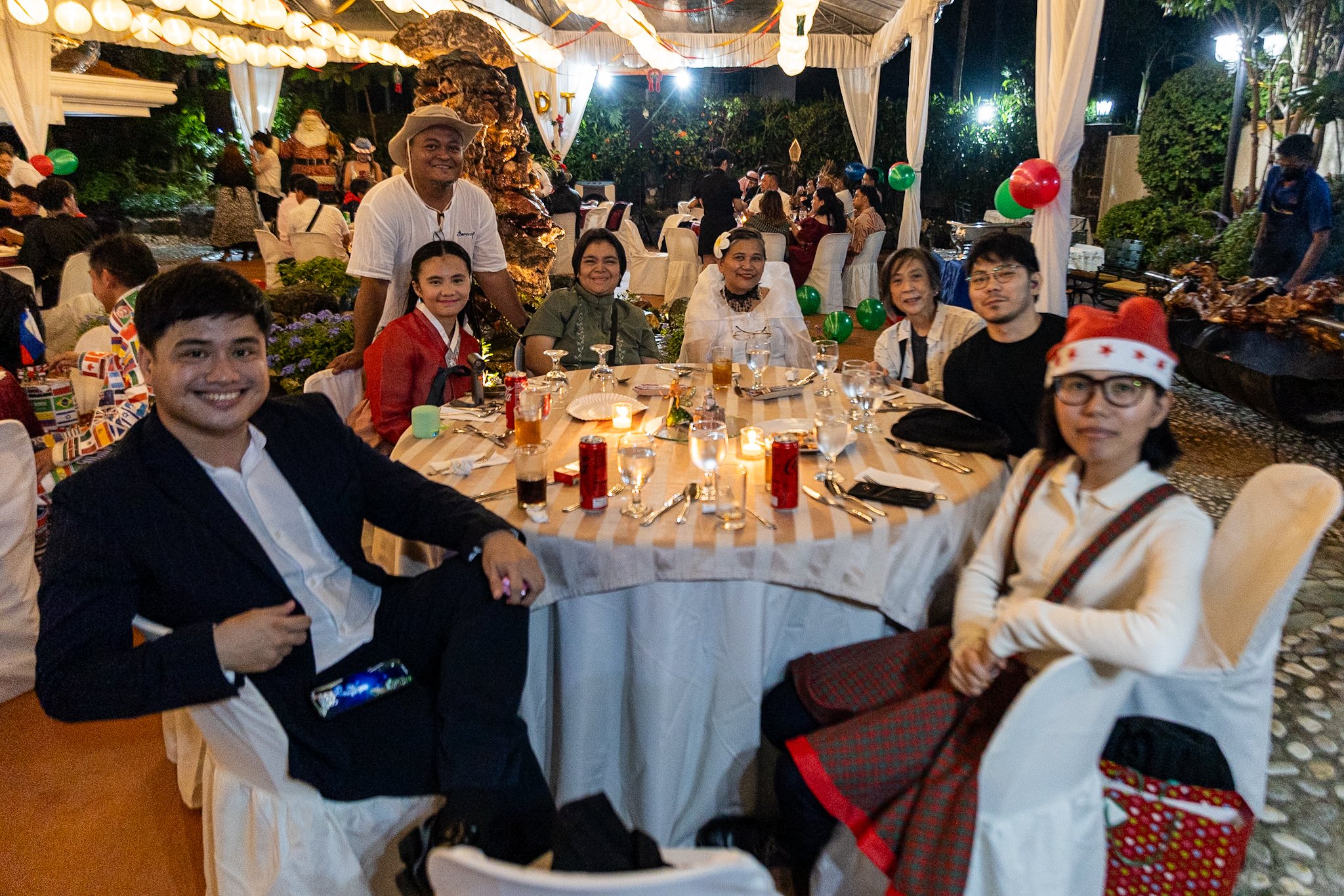 Vernon Velasco, Pau Songco, Raffy Ayeng, Lor Bulacan, Avic Clemente, Kathy Moran, Jom Garner and Kathryn Jose.