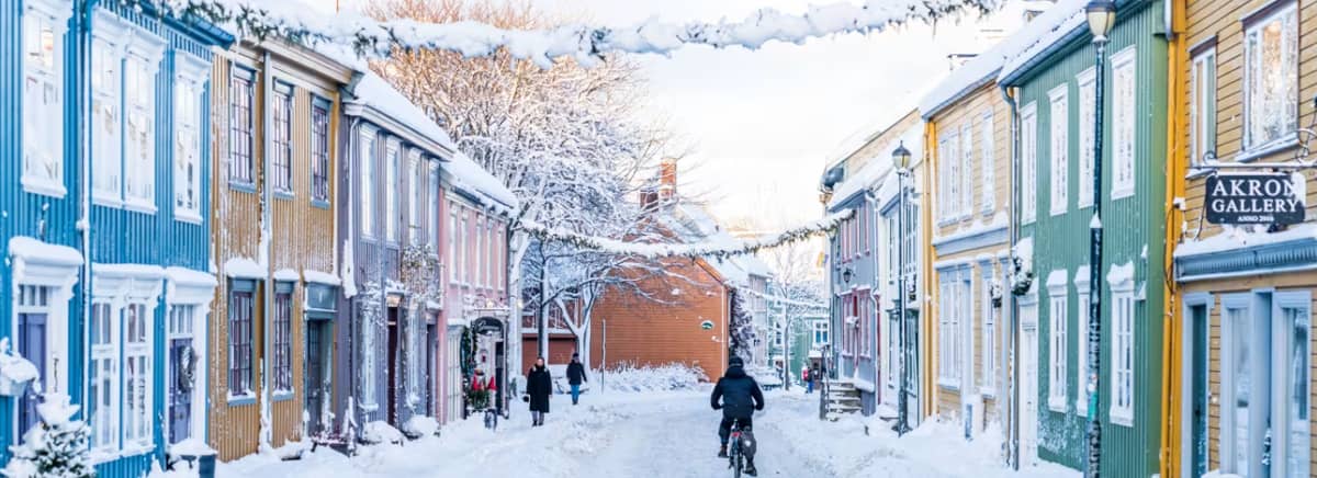 Daytime colors and snow in Norway