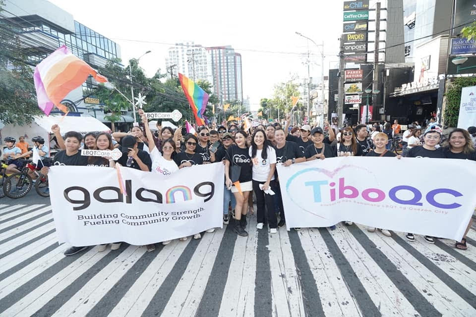The Tibo QC Federation marked National Lesbian Day with a historic oath-taking ceremony and march attended by over 1,000 members. Mayor Joy Belmonte led the oath-taking as the inducting officer, joined by QC officials.