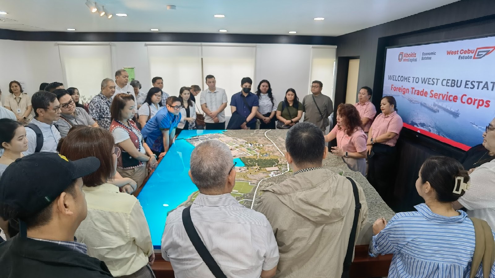 Aboitiz InfraCapital showcases Cebu's infrastructure to boost trade and investment ties