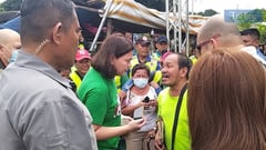 Dutertes hold ‘Pasko Pahalipay
sa Taal’