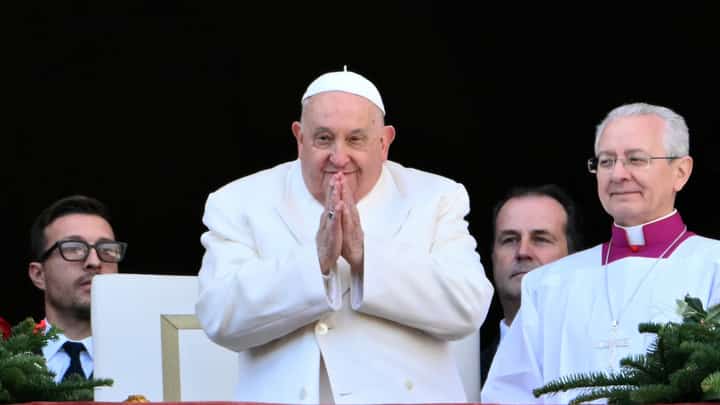 Pope Francis calls for peace during his Christmas address.