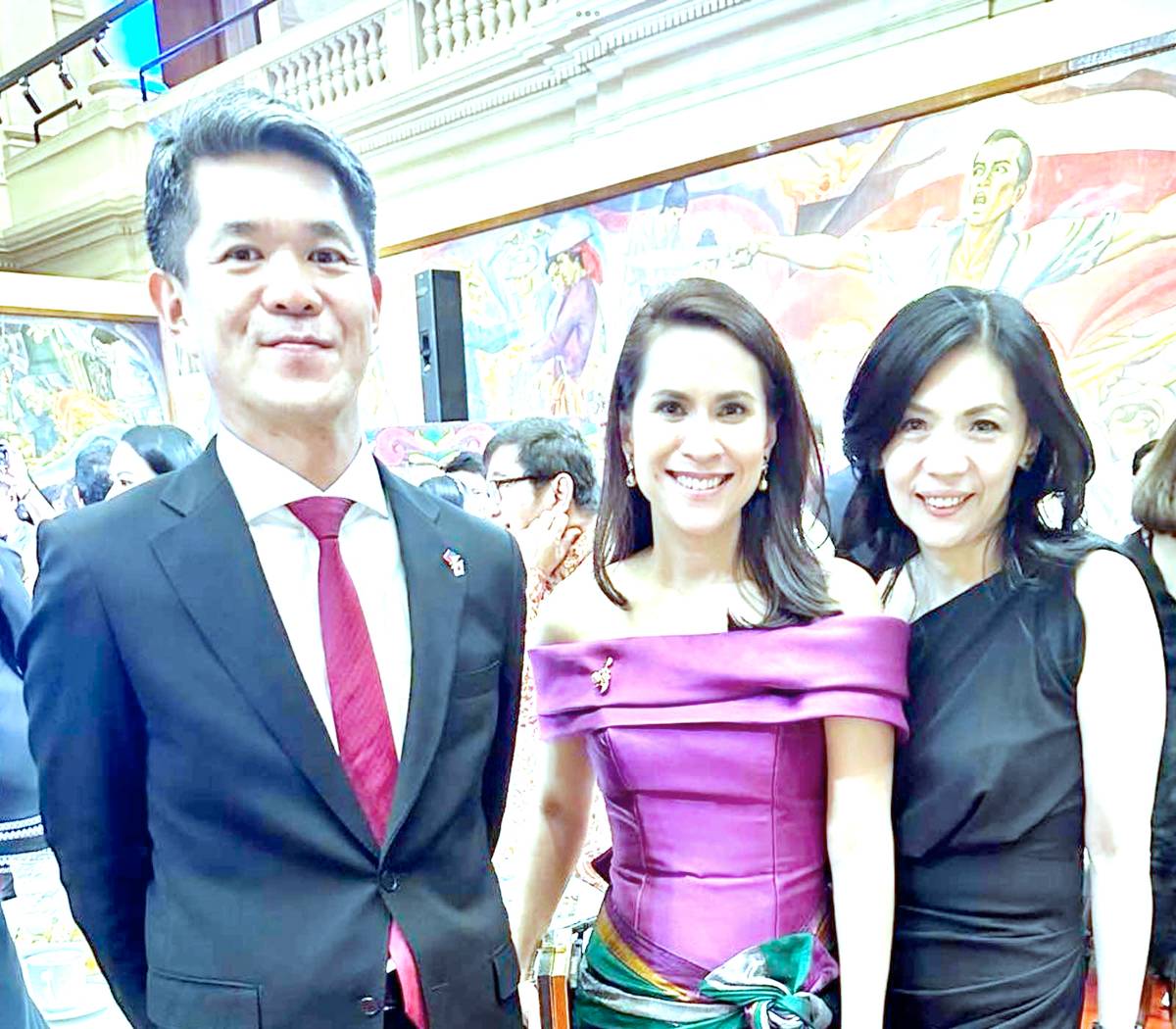 Ambassador of Japan Kazuye Endo, Audrey Zubiri and Kaye Tinga.