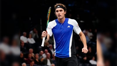 Tsitsipas aims to regroup in Australia