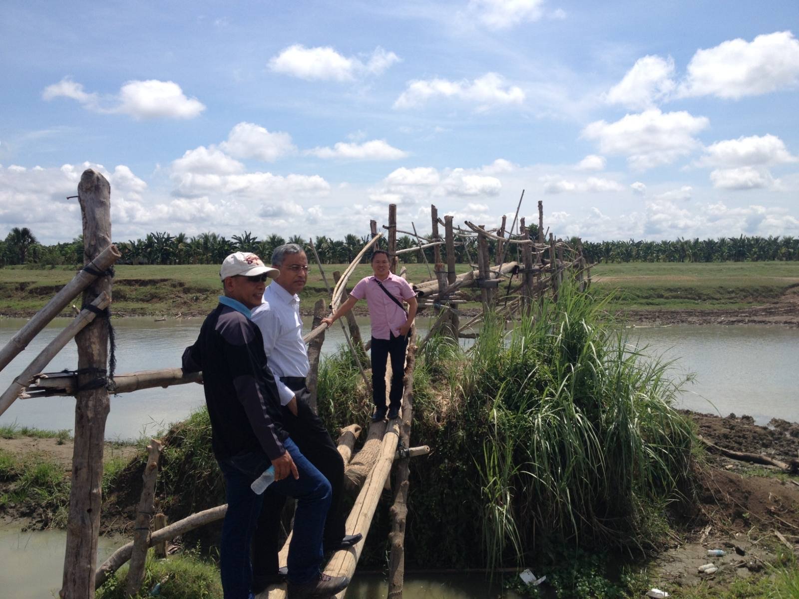 The familiar ‘bridge’ in Tukanalipao, Mamasapano. Shortly after the ill-fated SAF44, then Tarafder-led ASA Philippines went down to the ground zero to assess the municipality’s unique needs.