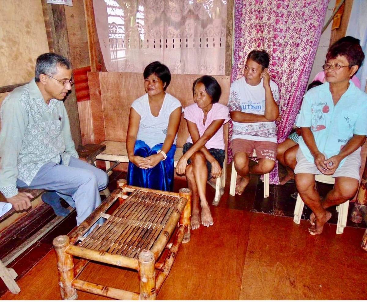 Tarafder regularly visited remote villages and rural communities to listen directly to ASA’s clients, understanding, firsthand, their struggles, their dreams and the challenges they face. At Tacloban in 2013, a few days after ‘Yolanda.’