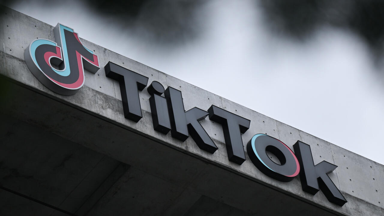 Trump asks Supreme Court to pause law threatening TikTok ban