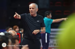 DON’T FIRE VIC: Pinay5 manager rallies behind embattled coach