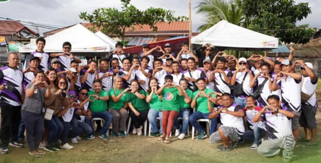 Silanguenos receive yuletide blessings