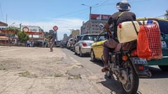 Thousands flee Mozambique post-vote violence