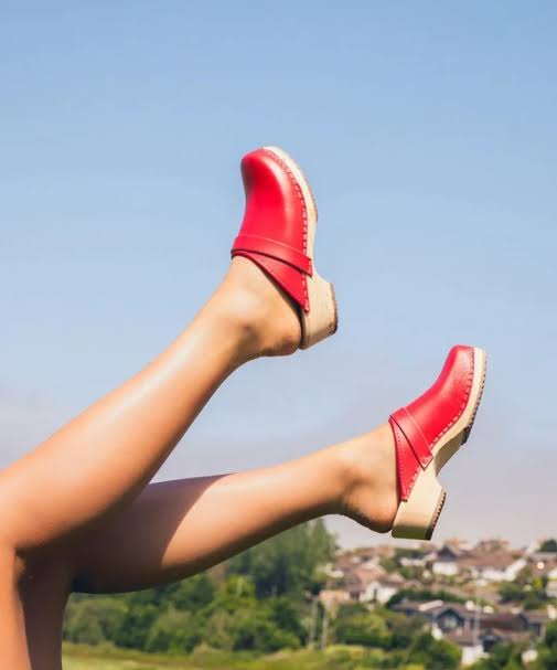 clogs