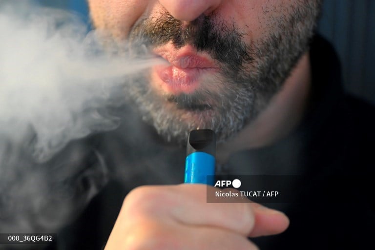 Tobacco tax on vapes eyed