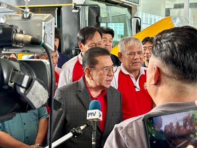 Chavit leads Pasig launch of e-jeepneys