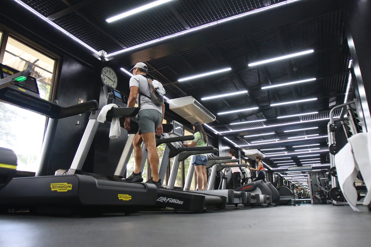 High-end gym equipment and upgraded sports facilities are definitely a big boost to fitness enthusiasts.