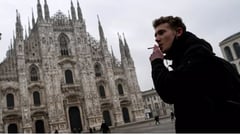 Milan bans all outdoor smoking