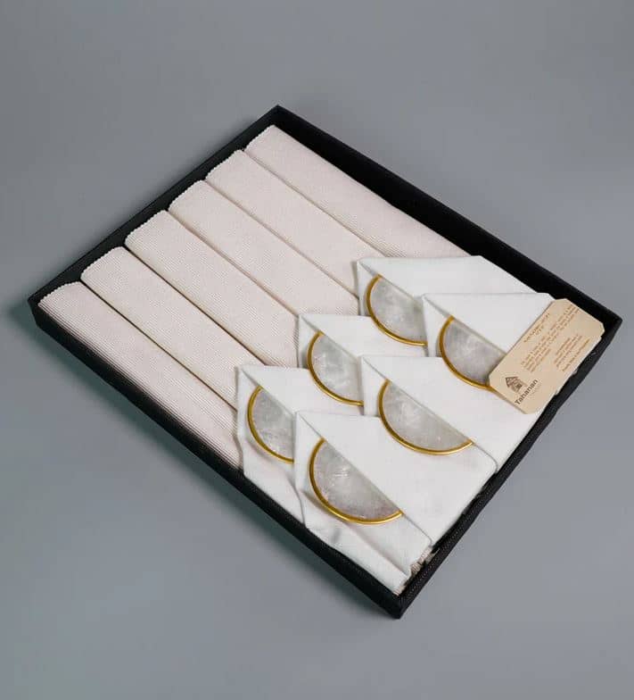 White Binacol Placemats with Napkin