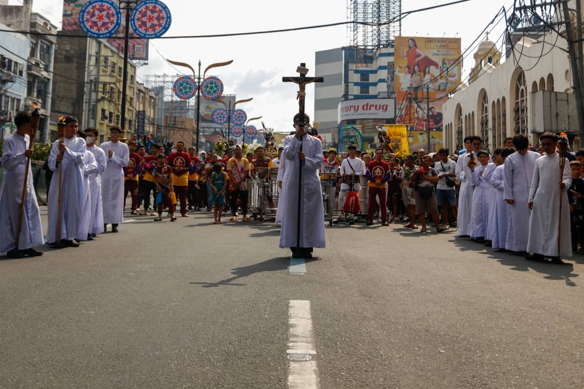 On Thursday, 2 January, devotees gathered in Quiapo, Manila, and nearby areas to have their replicas of the Black Nazarene blessed under a footbridge near Quiapo Church as part of the lead-up to the feast on 9 January.