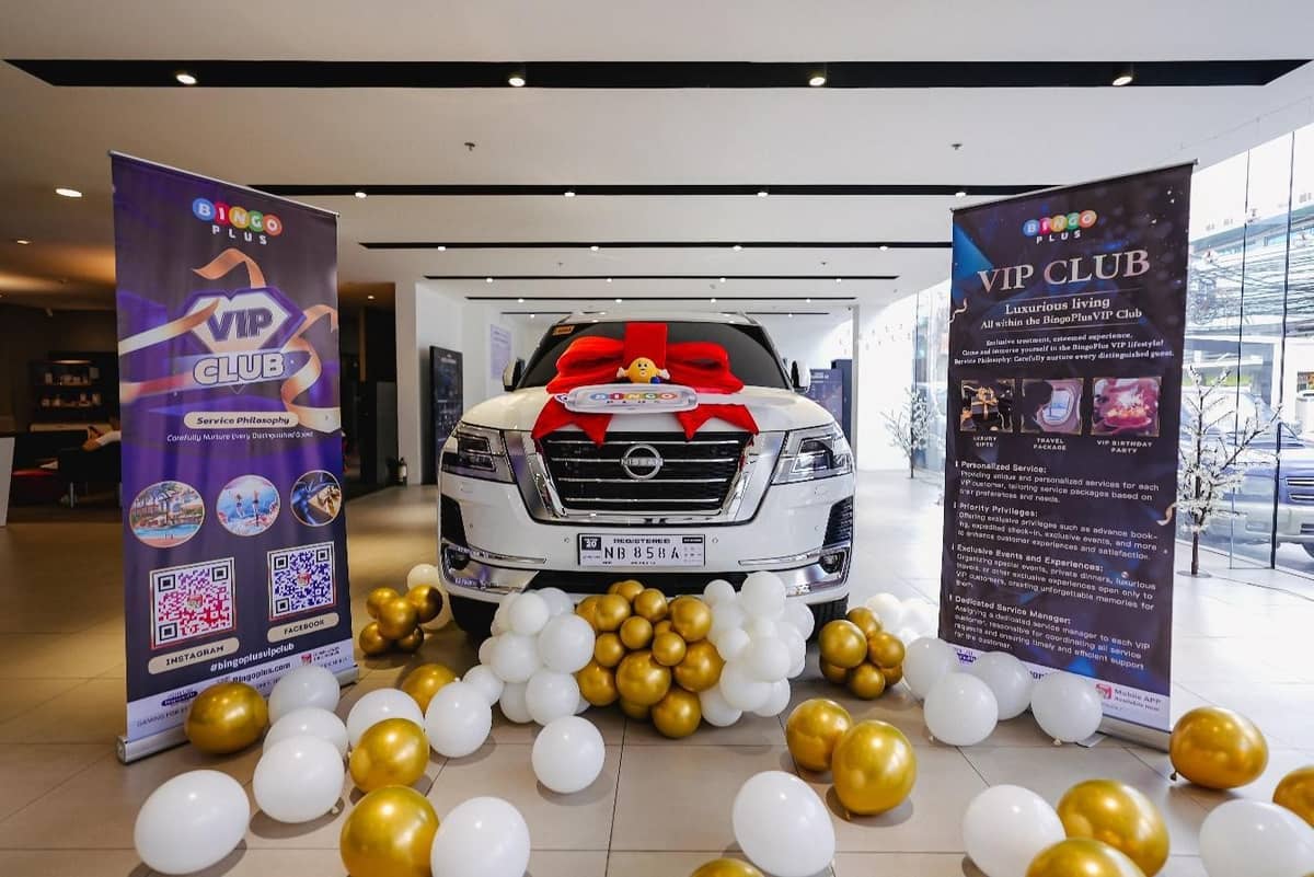 The grand prize, a Nissan Patrol Royale, presented during the awarding ceremony.