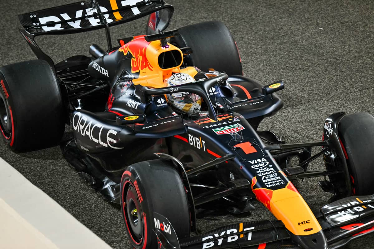 Red Bull Racing’s Dutch sensation, Max Verstappen, pushes the limits during the qualifying session at the stunning Yas Marina Circuit.