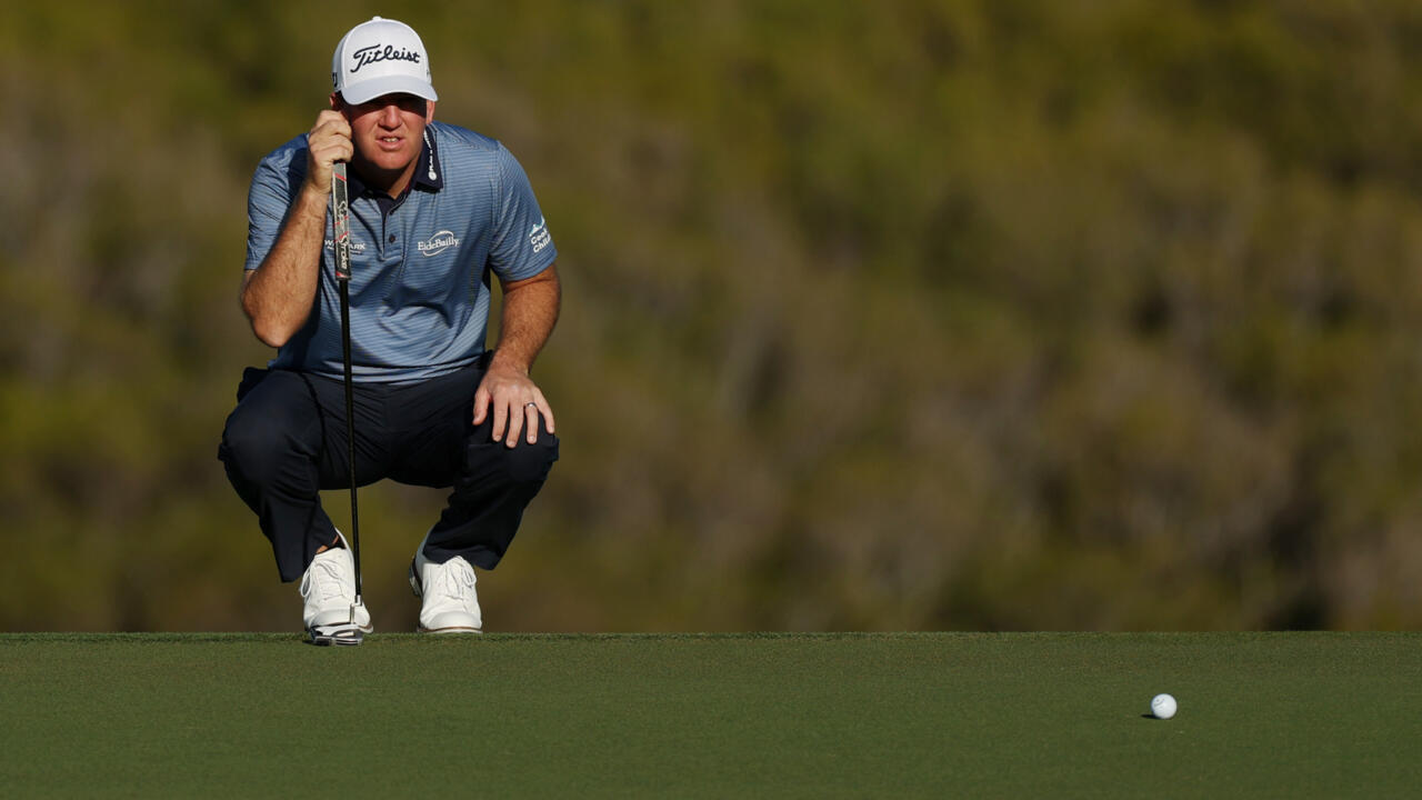 Rested Hoge shows way in Hawaii