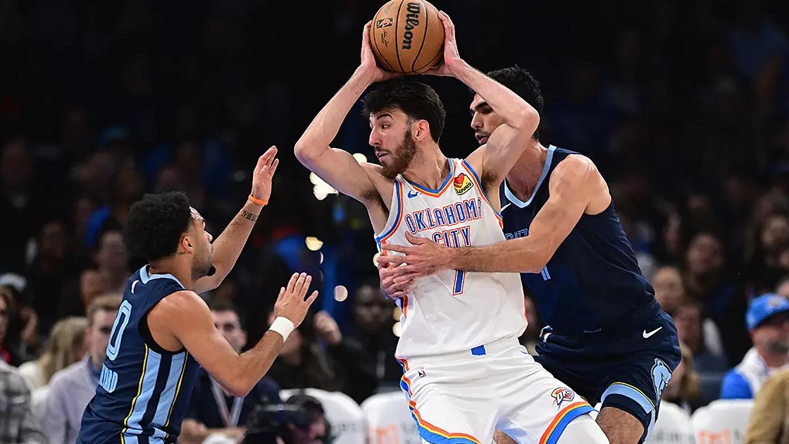 Thunder stretch NBA win streak to 13 as Celtics edge T-Wolves