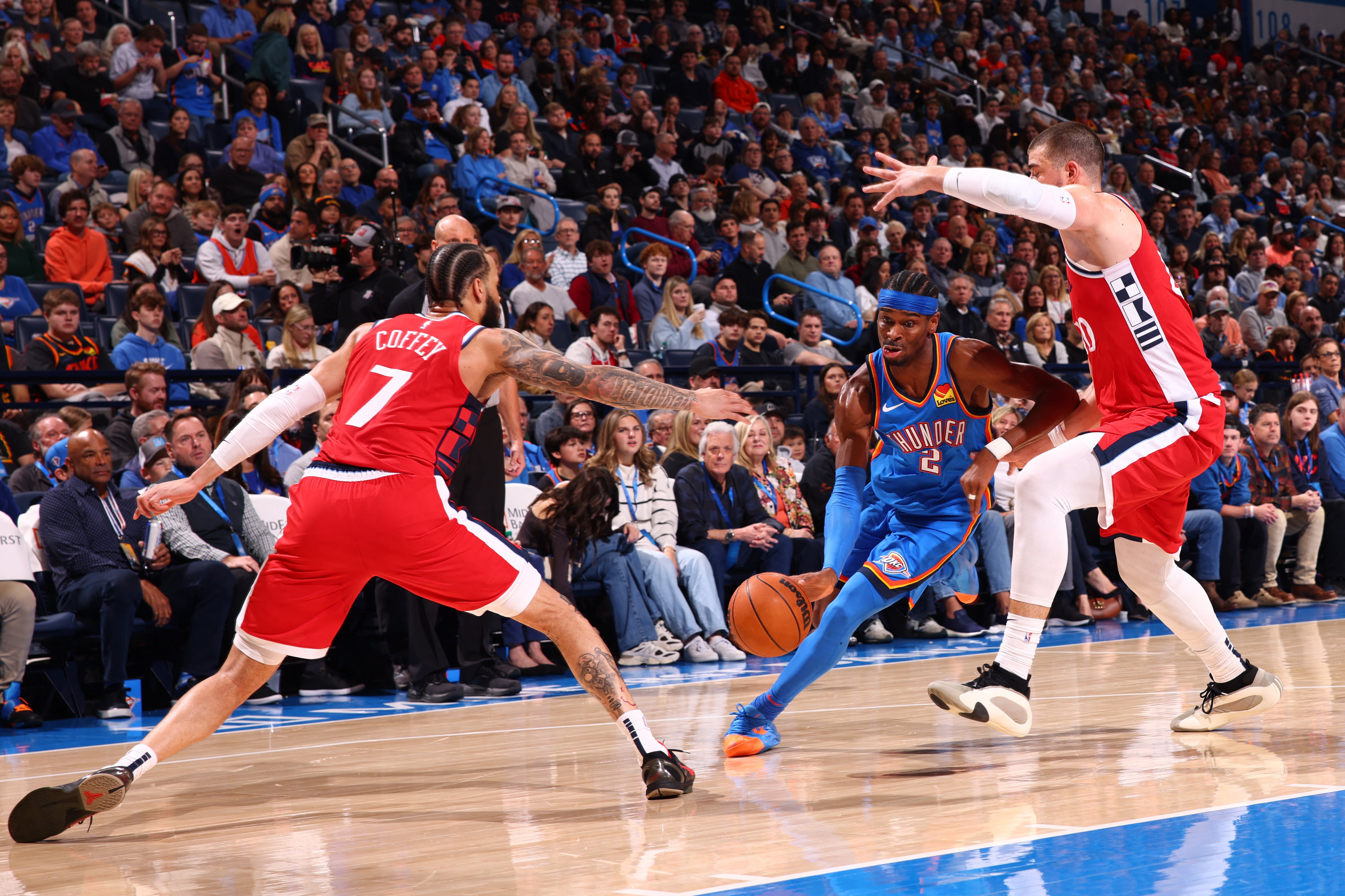 Thunder rumble to 13th straight win