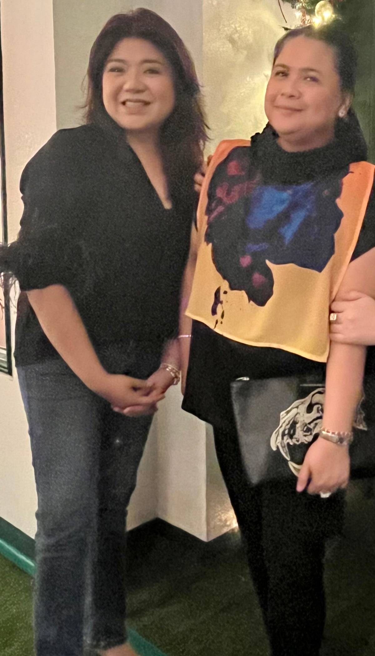 Rep. Rachel Arenas and Carissa Coscolluela.