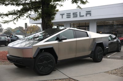 Tesla misses delivery forecast amid rising competition