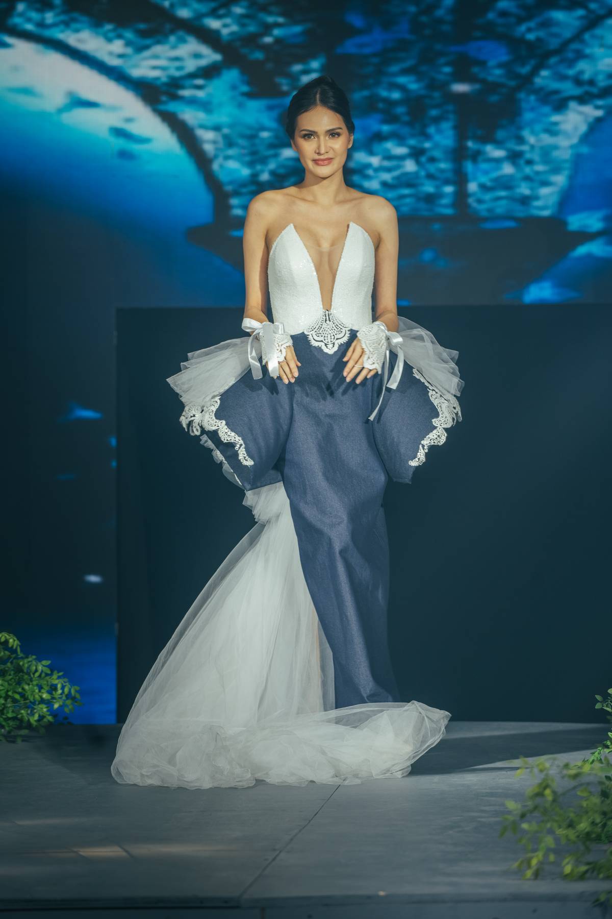 ALBERT Andrada creation worn by Kim Ross.