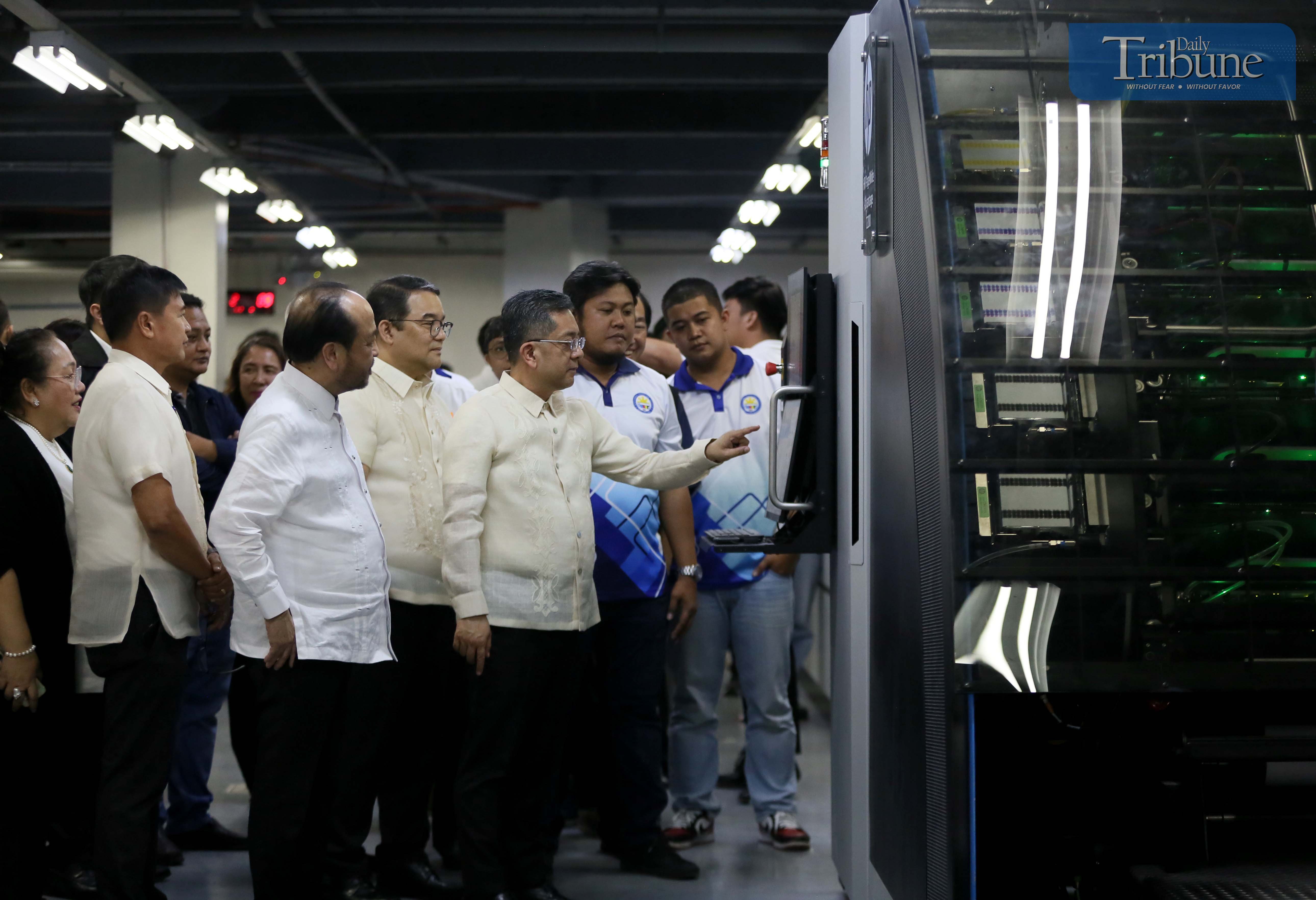 Comelec suspends ballot printing, other activities after SC TRO