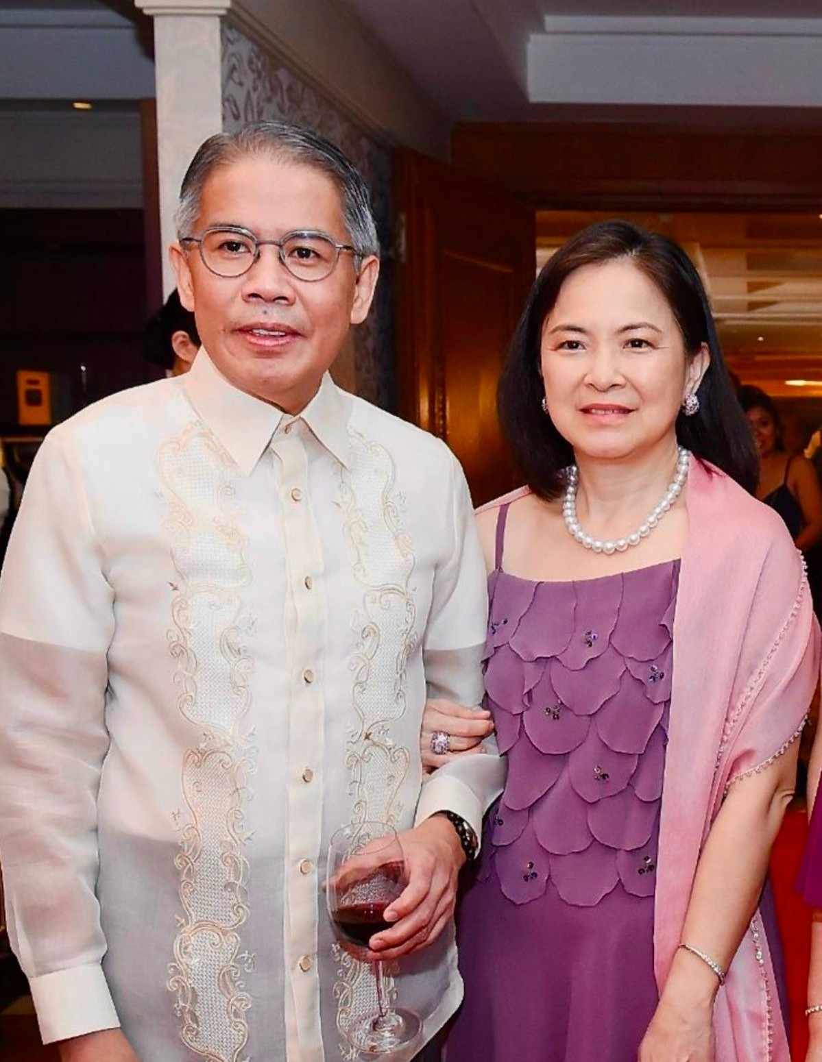 Edgard Cabangon and Sharon Tan.