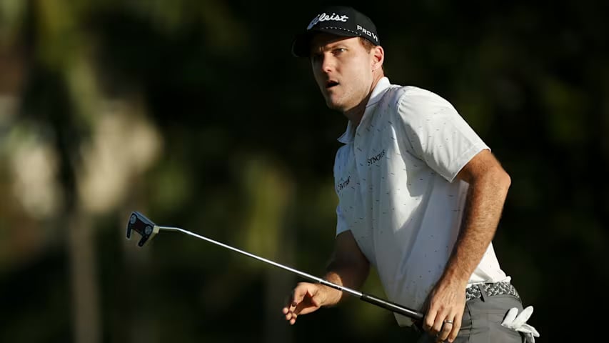 Fishburn, McCarthy share Sony Open lead