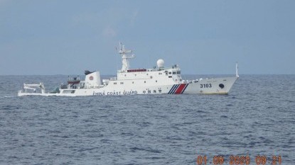 PCG blocks Chinese ship from entering Zambales waters