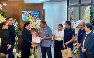 UP Alumni Association honors DV Savellano's legacy