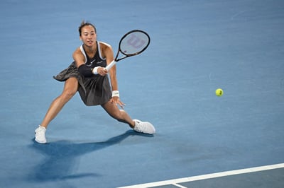 JITTERY START: ‘Nervous’ Zheng survives scare; Ruud prevails