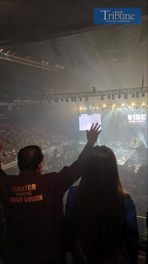 Manong Chavit maintained a whirlwind schedule of engagements and events, even taking the time to attend a packed concert with family.