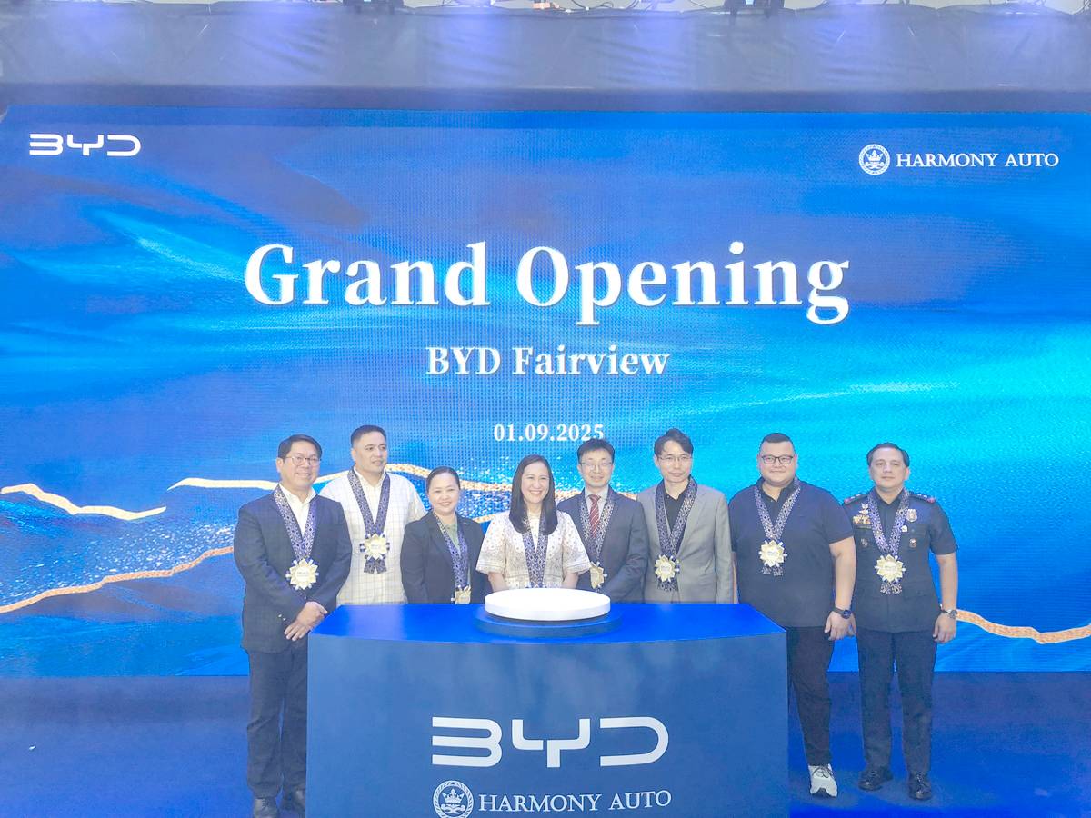 BYD Philippines marks a milestone with the grand opening of BYD Fairview to lead the charge in sustainable mobility. Shown are: (from left) Rommel Juan, president of Electric Vehicles Association of the Philippines; Erroll Duenas, BYD aftersales and network director of ACMobility Philippines; Lovelyn Labrador, deputy general manager of BYD Philippines; Maria Josefina ‘Joy’ Belmonte Alimurung, mayor of Quezon City; Yang Guoliang, minister councilor of the  Chinese Embassy in the Philippines; Fred Feng, county head of Harmony Auto Philippines; Patrick Michael Vargas, representative of Quezon City District 5 and PltCol. Geronimo Dimayuga Jr., station commander at QCPD Police Station 5.