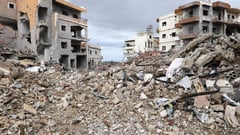 Israel strikes Hezbollah sites, Lebanon-Syria border smuggling routes