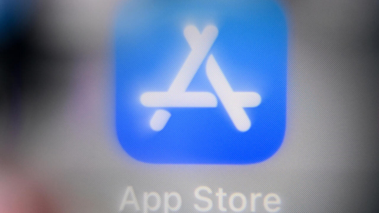 Billion-pound lawsuit vs Apple over App Store filed
