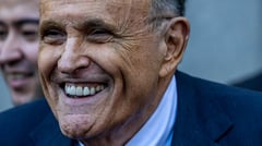 Giuliani settles defamation case, keeps properties despite contempt rulings