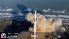 SpaceX’s upper stage explodes