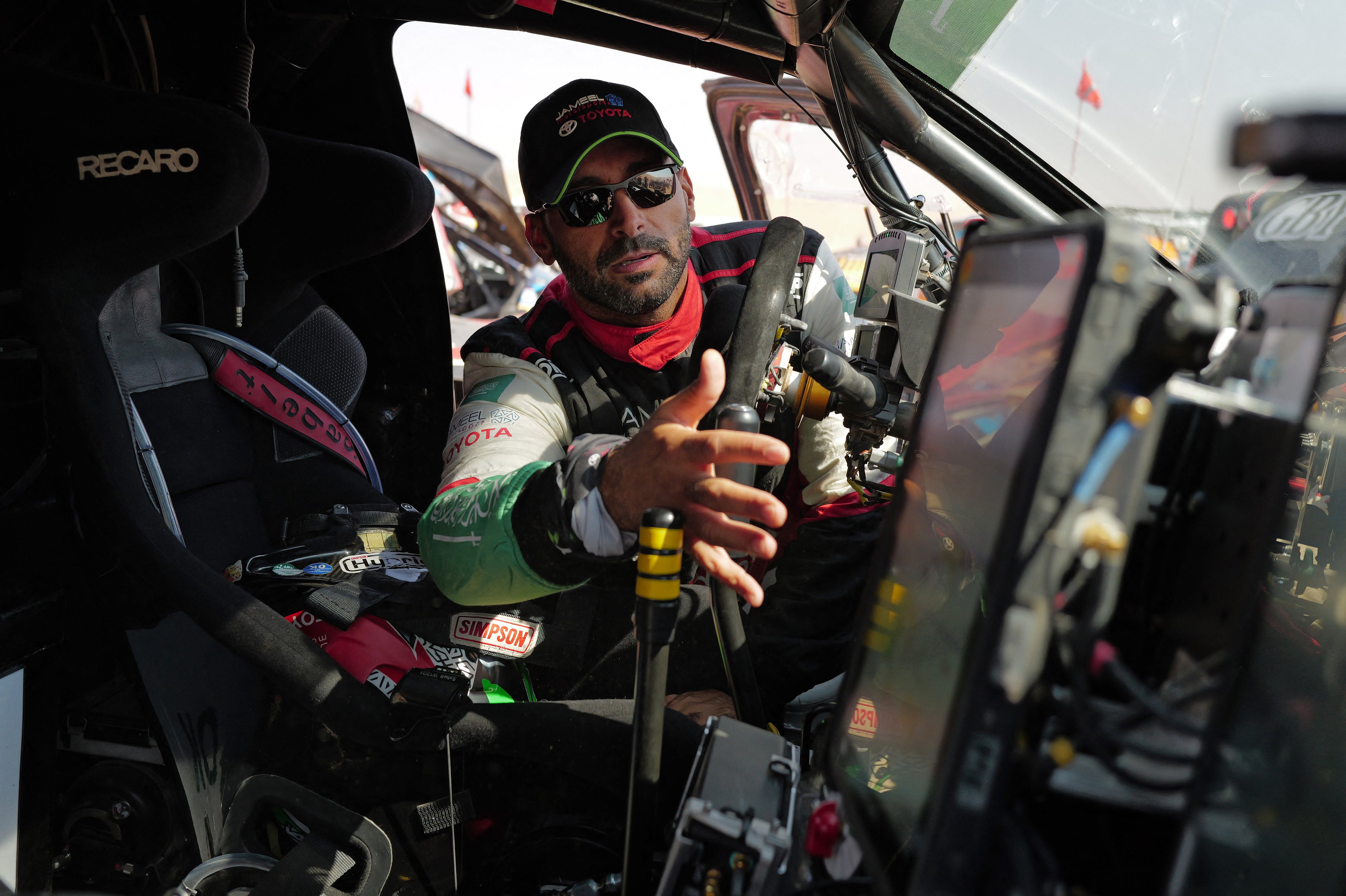 Al-Rajhi takes the lead in Dakar chase