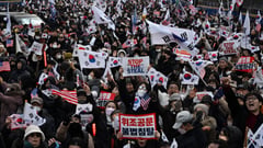 S. Korean court extends impeached president's detention, angering supporters